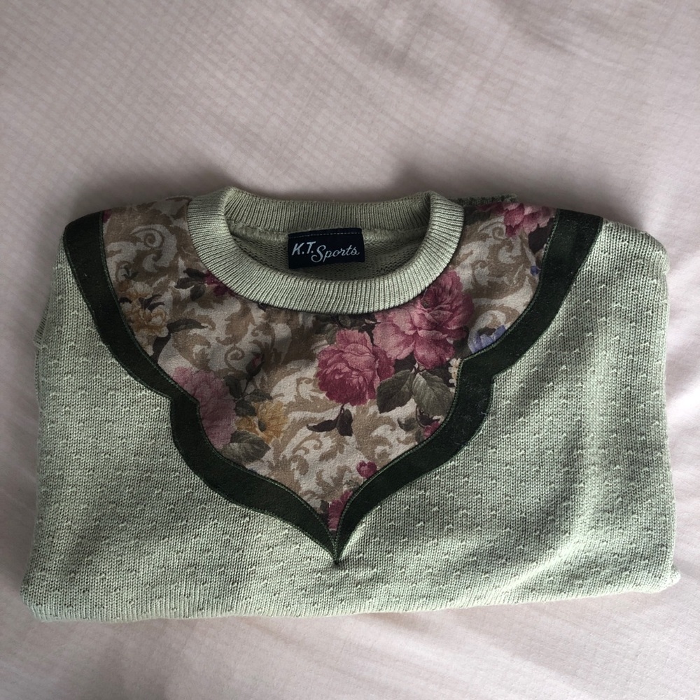 American Vintage Mint Green Crewneck Sweater with Floral Yoke